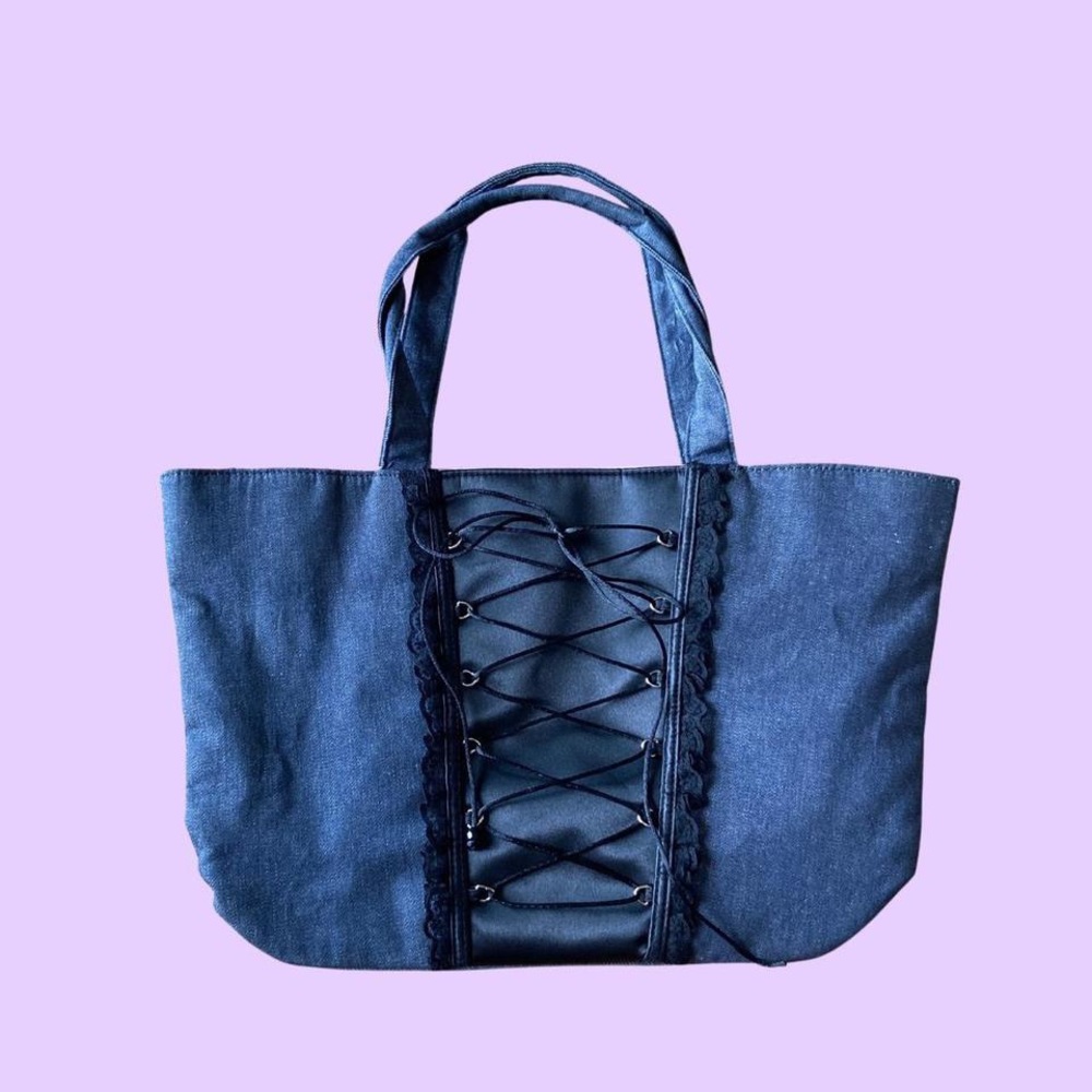 Vintage y2k Victoria’s Secret Lace Up Corset Bag 🔥